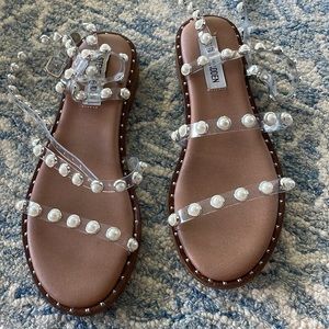 Steve Madden pearl sandal